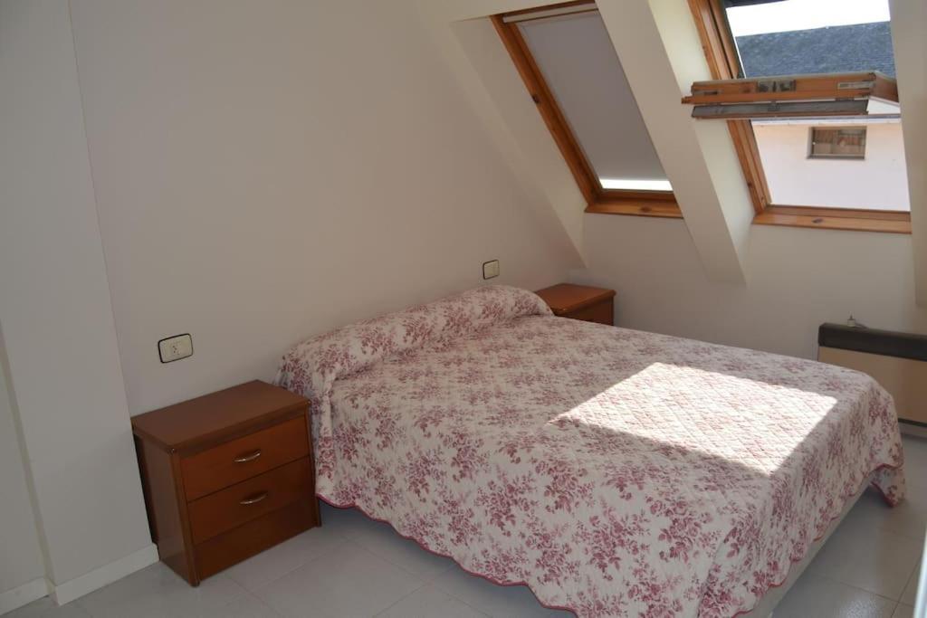 Precioso Atico A Pie De Playa, En Mino. Apartment Exterior photo